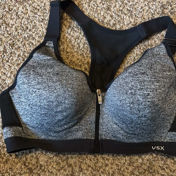 Lot of 4 Victoria’s Secret sport bras - Picture 9 of 11